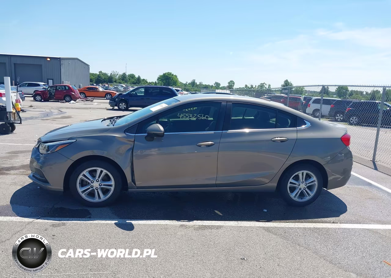 2018 Chevrolet Cruze Lt Auto VIN:1G1BE5SM1J7233832 - 14
