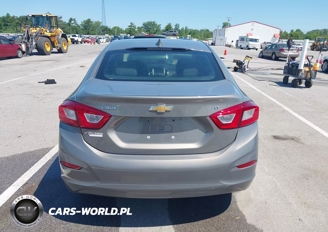 2018 Chevrolet Cruze Lt Auto VIN:1G1BE5SM1J7233832 - 16