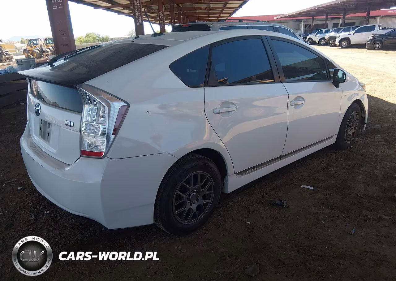 2010 Toyota Prius V VIN:JTDKN3DU4A5175977 - 4