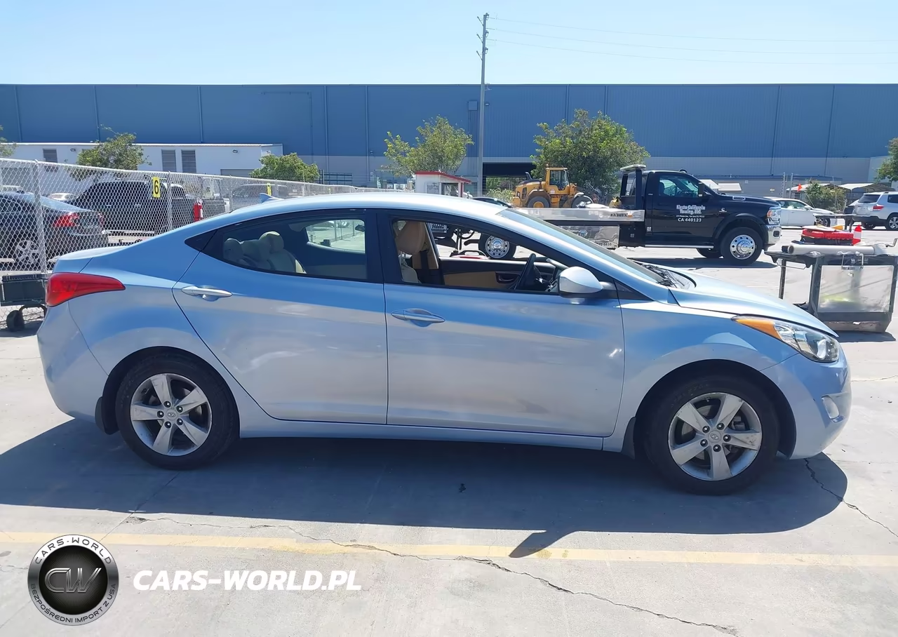 2013 Hyundai Elantra Gls VIN:KMHDH4AE5DU754405 - 14
