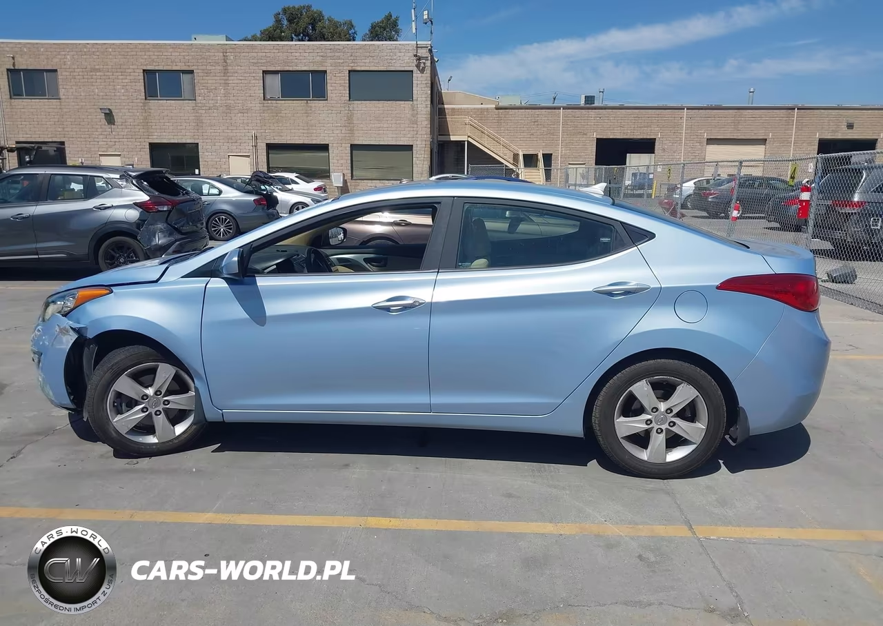 2013 Hyundai Elantra Gls VIN:KMHDH4AE5DU754405 - 15