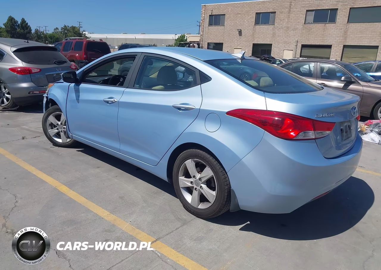 2013 Hyundai Elantra Gls VIN:KMHDH4AE5DU754405 - 3