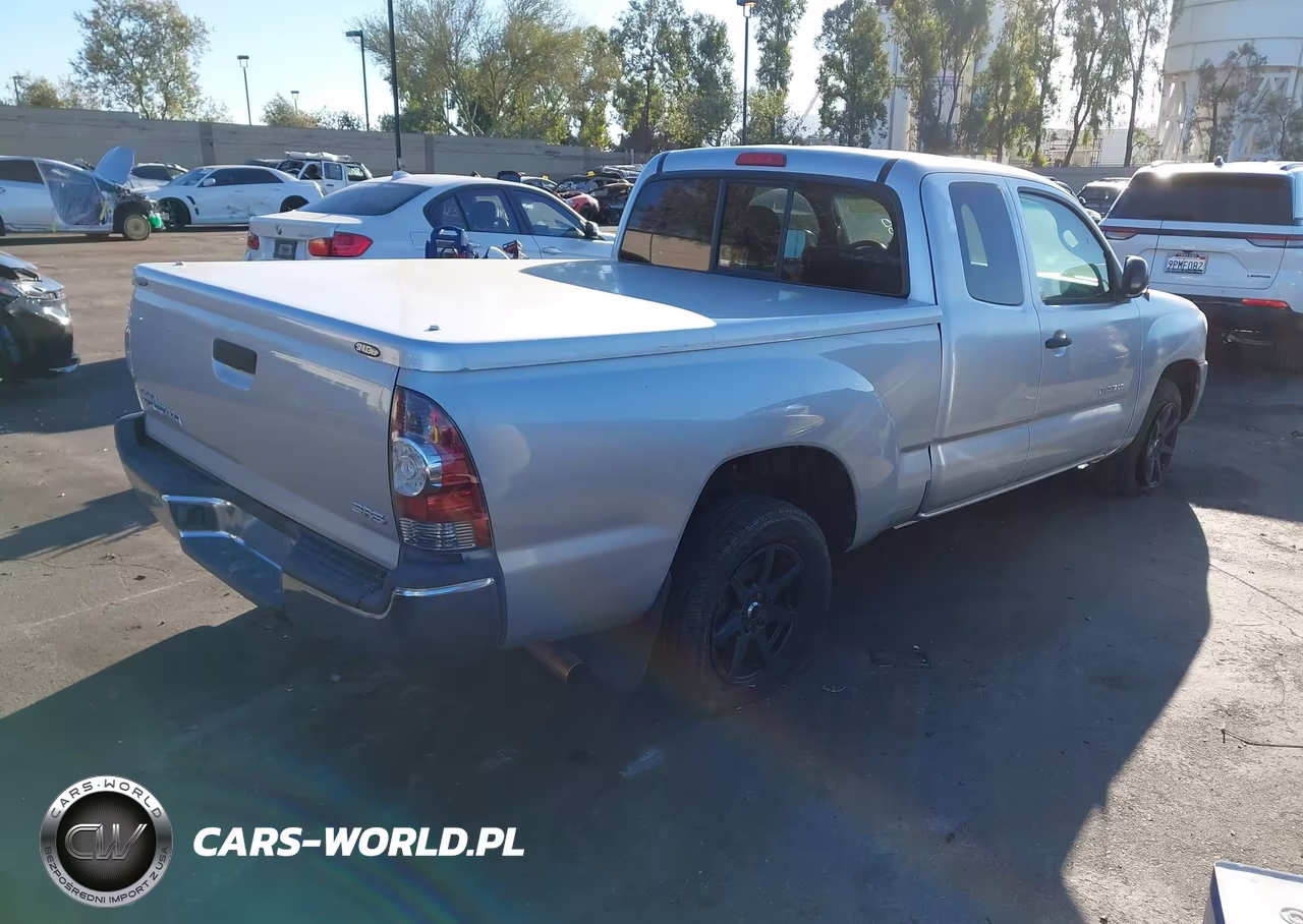 2011 Toyota Tacoma VIN:5TFTX4CN6BX007293 - 4
