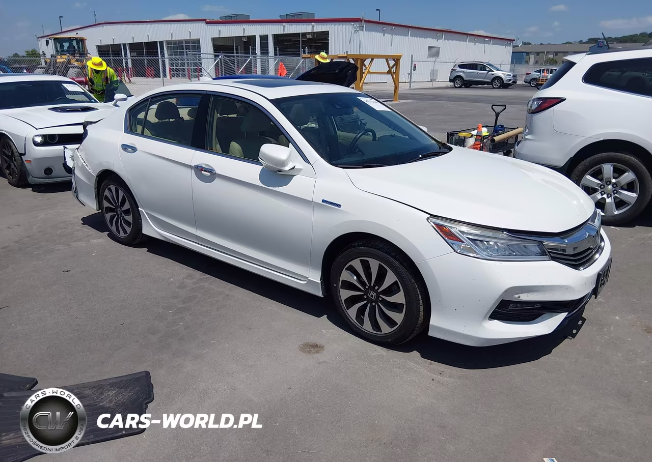 2017 Honda Accord Hybrid Touring – zdjęcie 1 z 16
