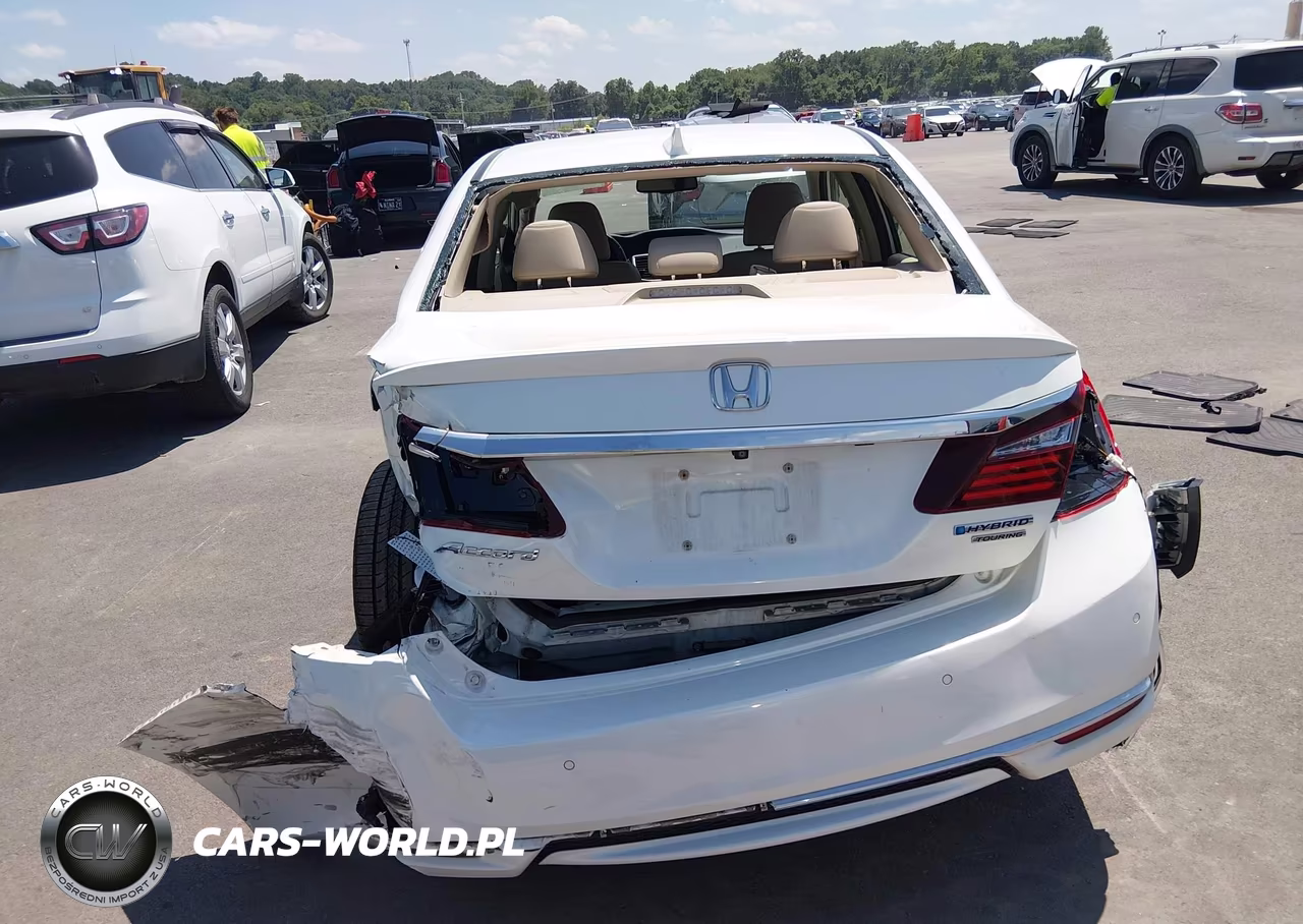 2017 Honda Accord Hybrid Touring VIN:JHMCR6F77HC006798 - 16