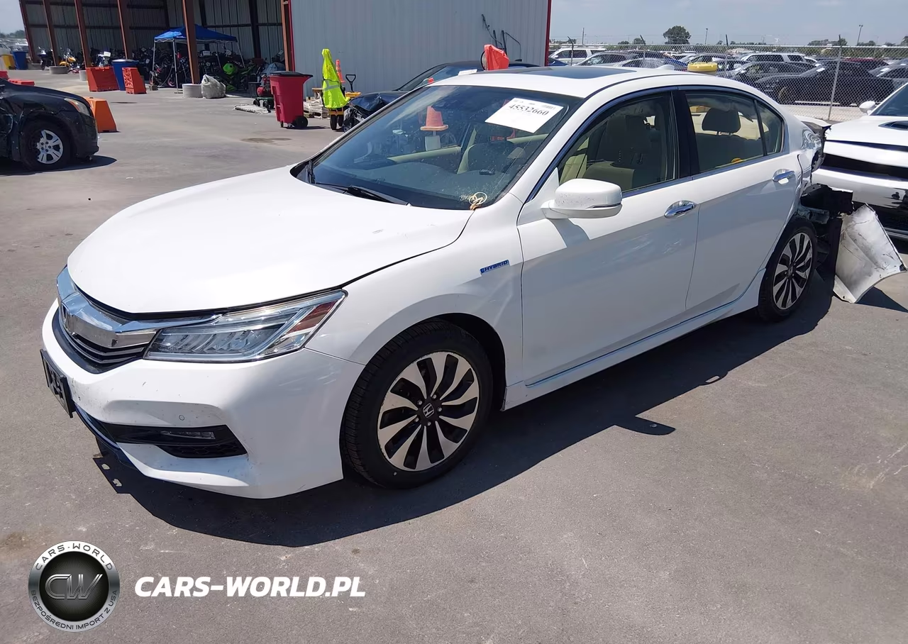 2017 Honda Accord Hybrid Touring VIN:JHMCR6F77HC006798 - 2