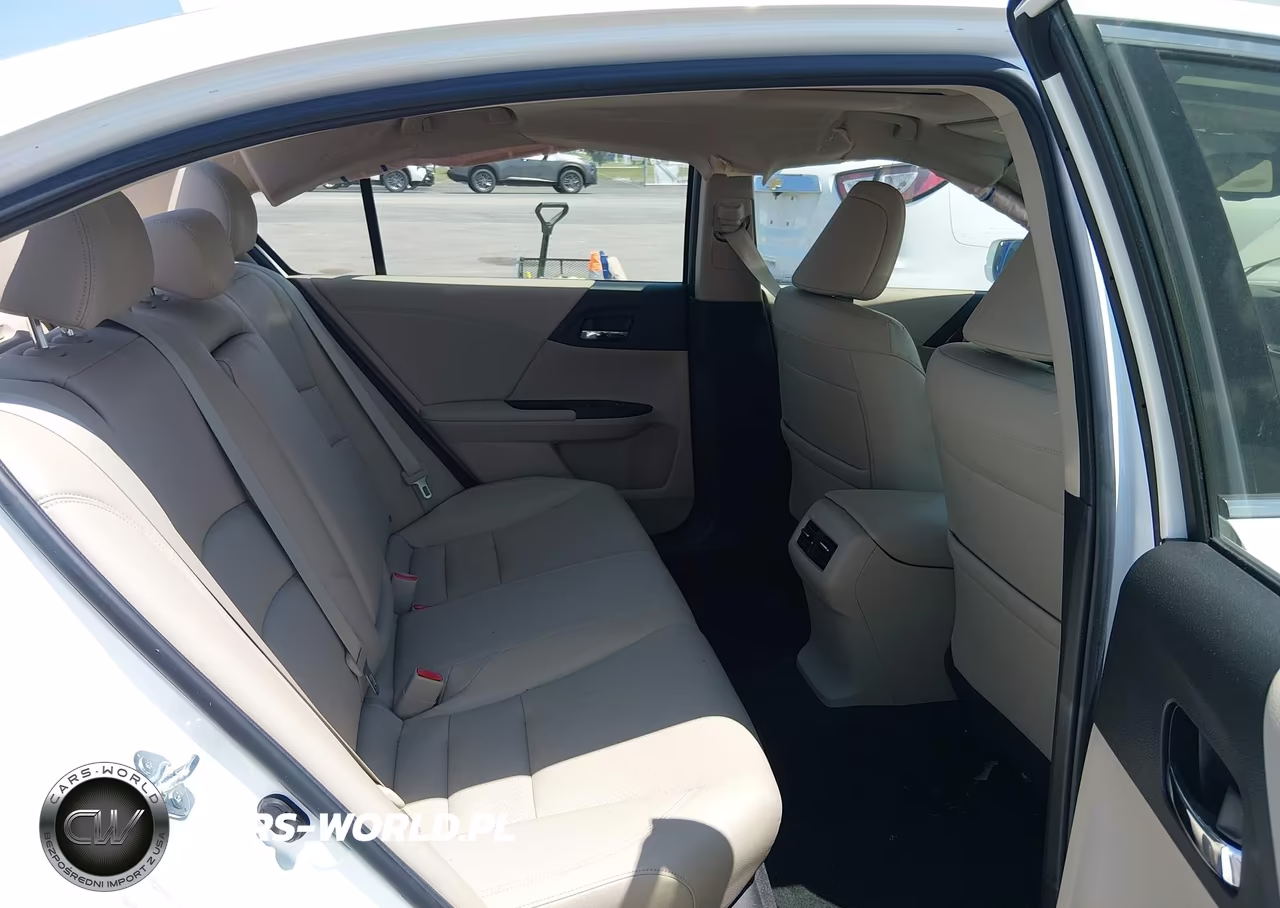 2017 Honda Accord Hybrid Touring VIN:JHMCR6F77HC006798 - 8