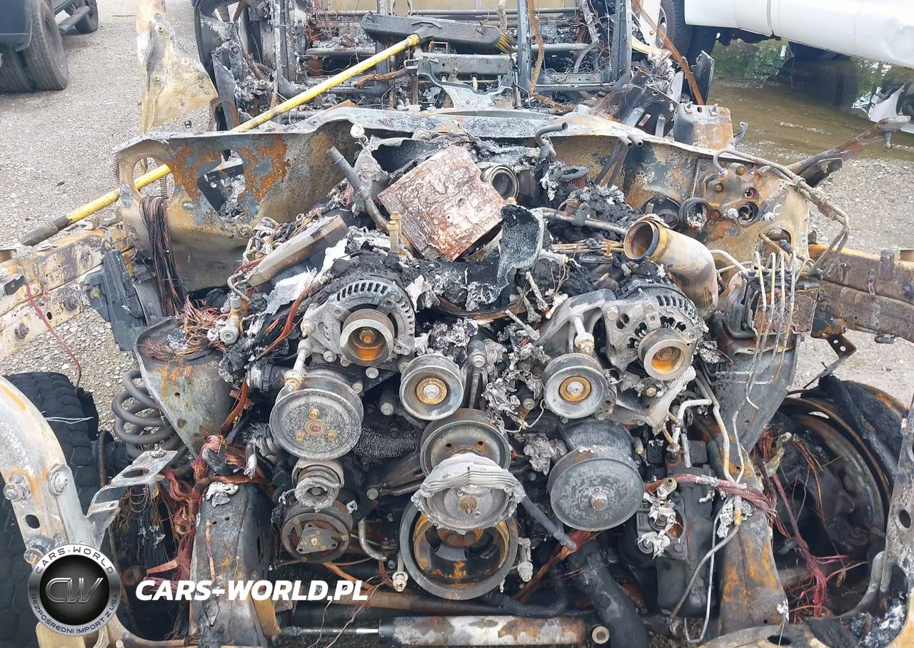 2022 Ford F-350 Chassis Lariat-Xl-Xlt VIN:1FD8W3HT2NEC92533 - 10