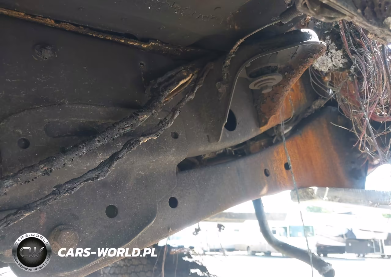 2022 Ford F-350 Chassis Lariat-Xl-Xlt VIN:1FD8W3HT2NEC92533 - 15