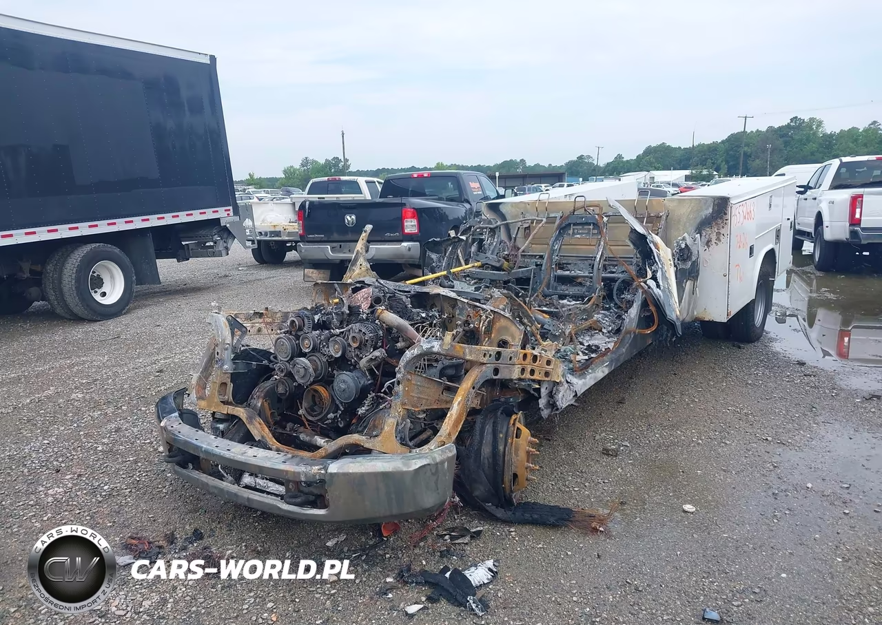 2022 Ford F-350 Chassis Lariat-Xl-Xlt VIN:1FD8W3HT2NEC92533 - 2