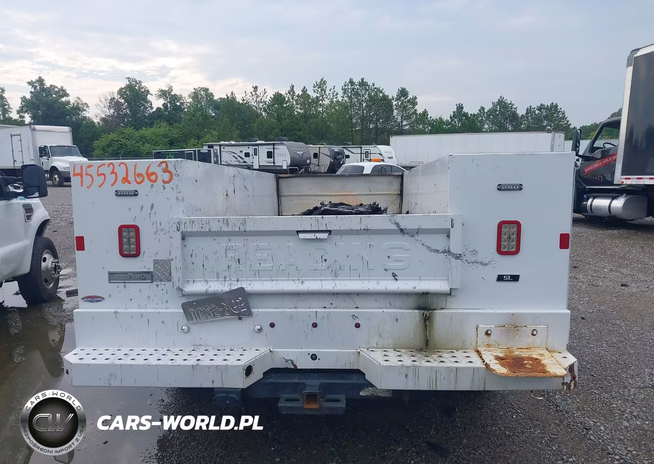 2022 Ford F-350 Chassis Lariat-Xl-Xlt VIN:1FD8W3HT2NEC92533 - 8