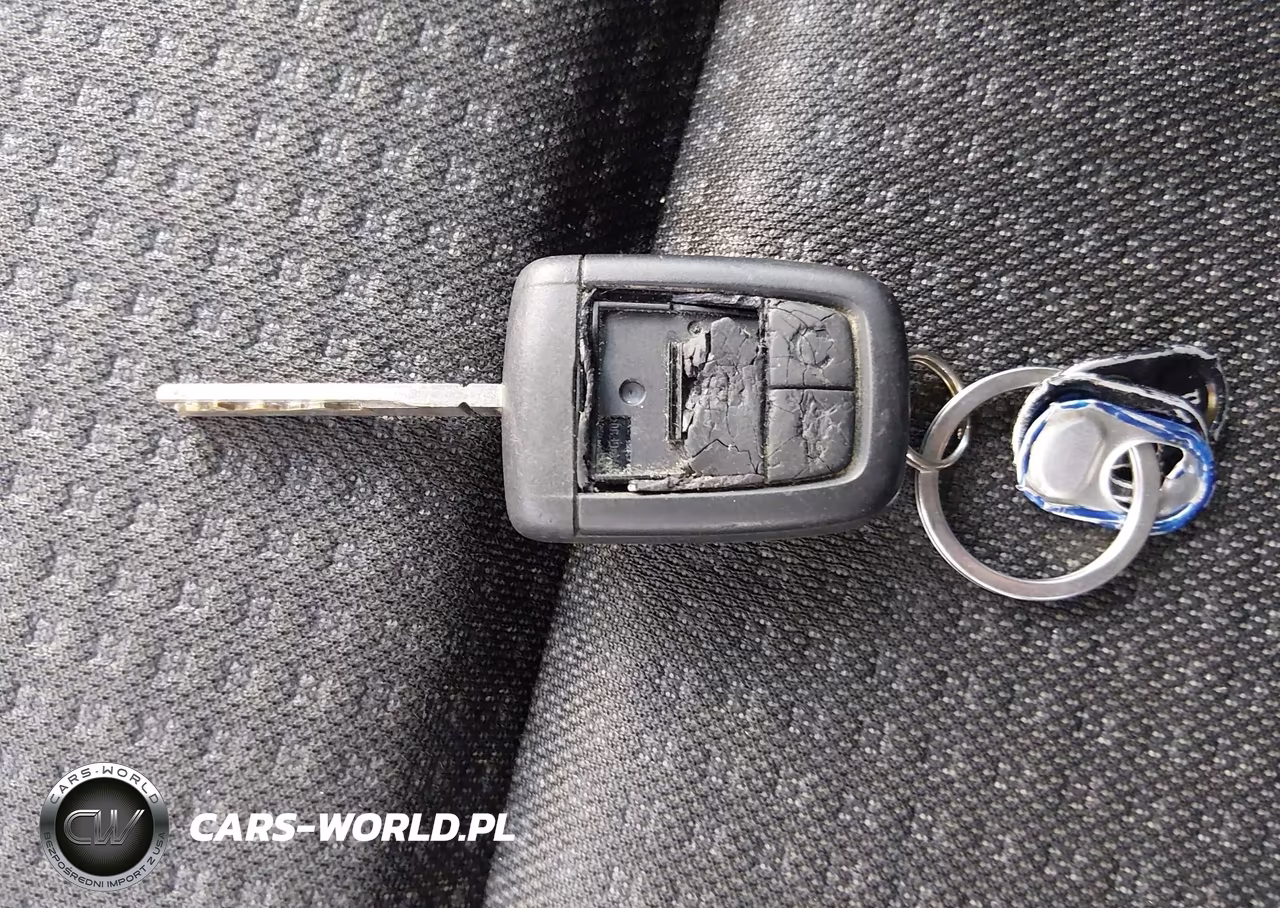 2009 Pontiac G8 VIN:6G2ER57759L160194 - 11