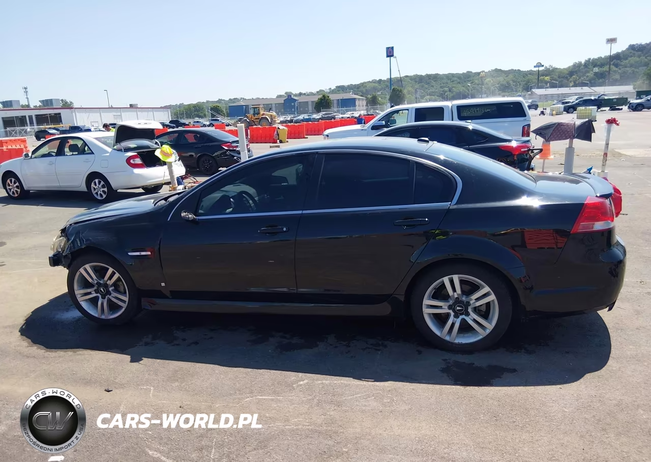2009 Pontiac G8 VIN:6G2ER57759L160194 - 14
