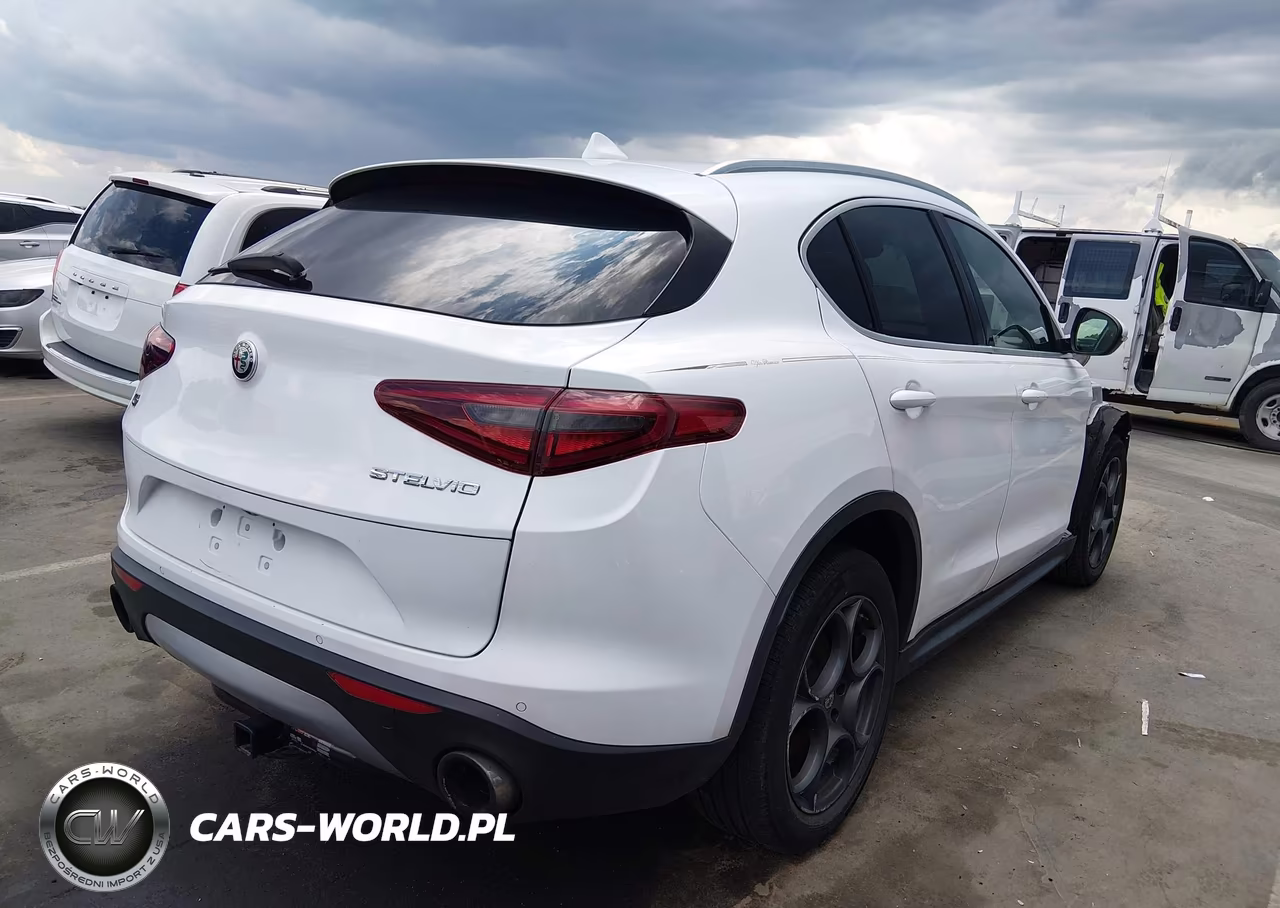 2018 Alfa Romeo Stelvio Ti Awd VIN:ZASFAKBN0J7B73416 - 4