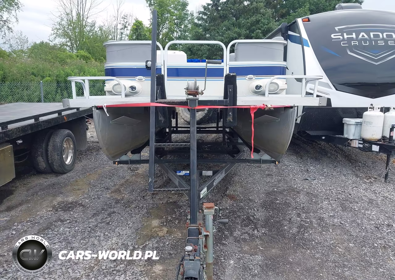 2002 Odyssey Pontoon Boat VIN:00000FRUA5903A202 - 6