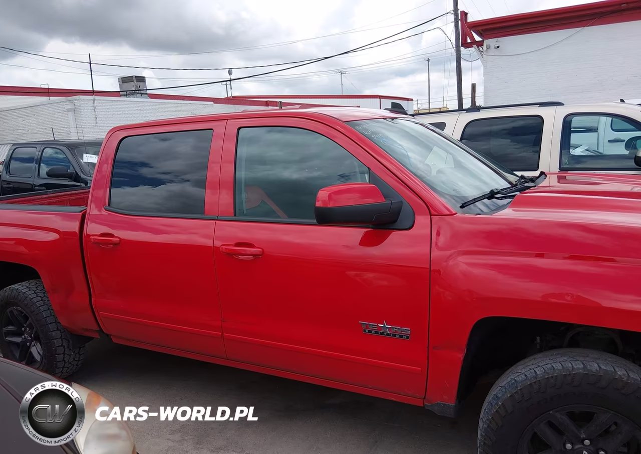 2018 Chevrolet Silverado 1500 2Lt VIN:3GCUKREC0JG642654 - 13