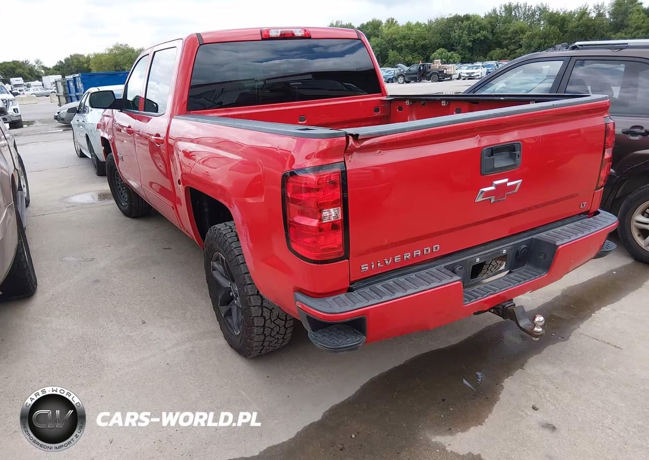 2018 Chevrolet Silverado 1500 2Lt VIN:3GCUKREC0JG642654 - 3