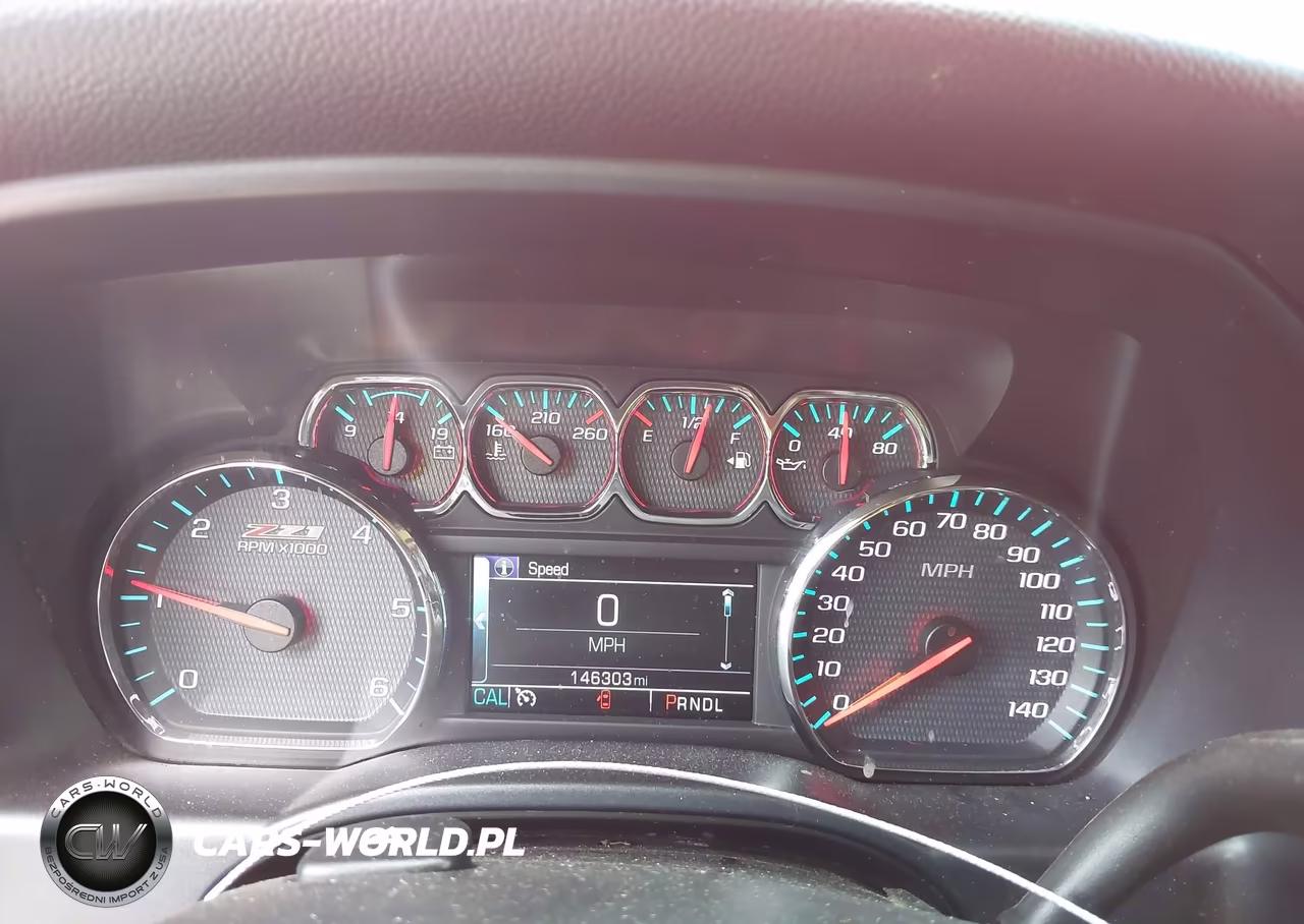 2018 Chevrolet Silverado 1500 2Lt VIN:3GCUKREC0JG642654 - 7