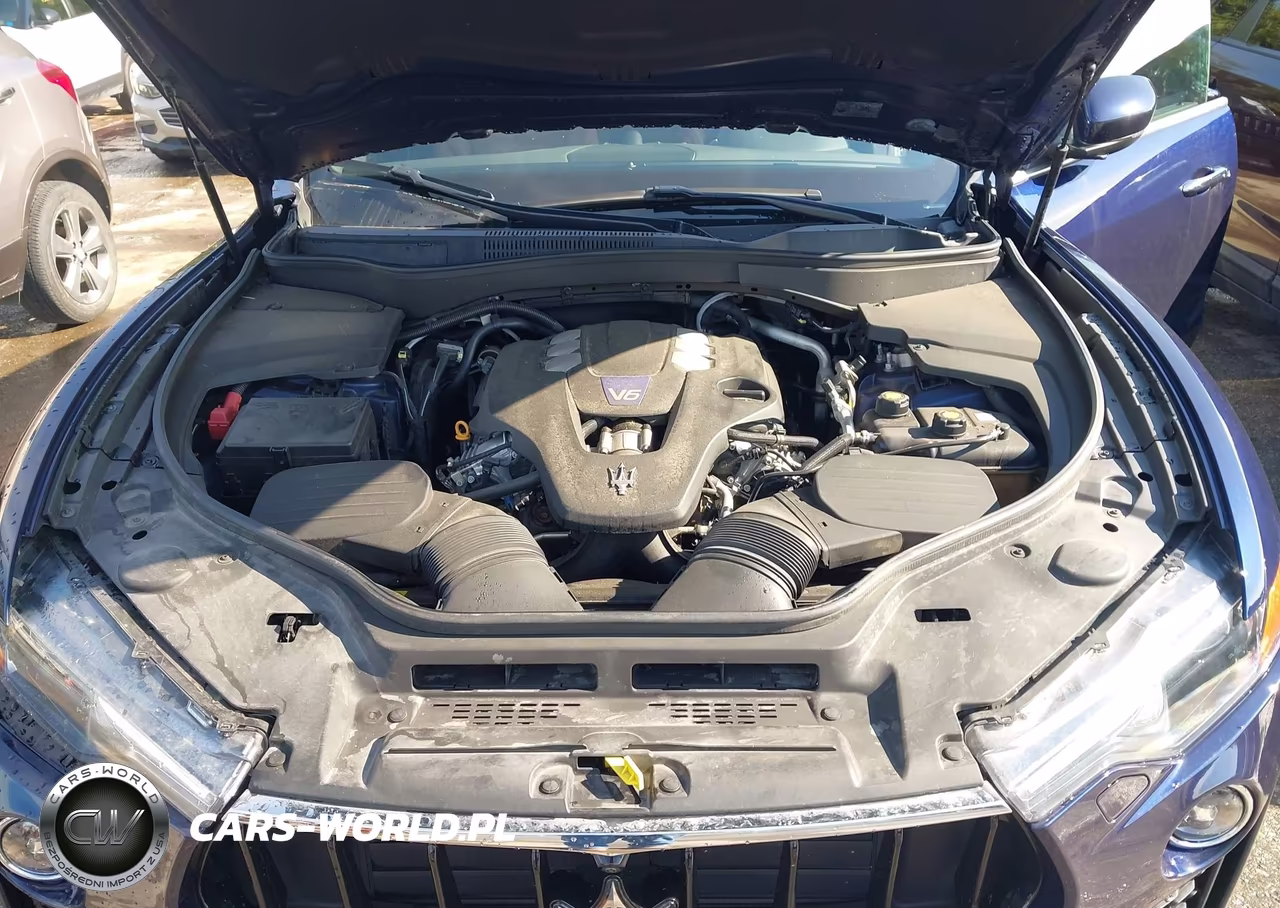 2019 Maserati Levante S Gransport VIN:ZN661YUS1KX322270 - 10