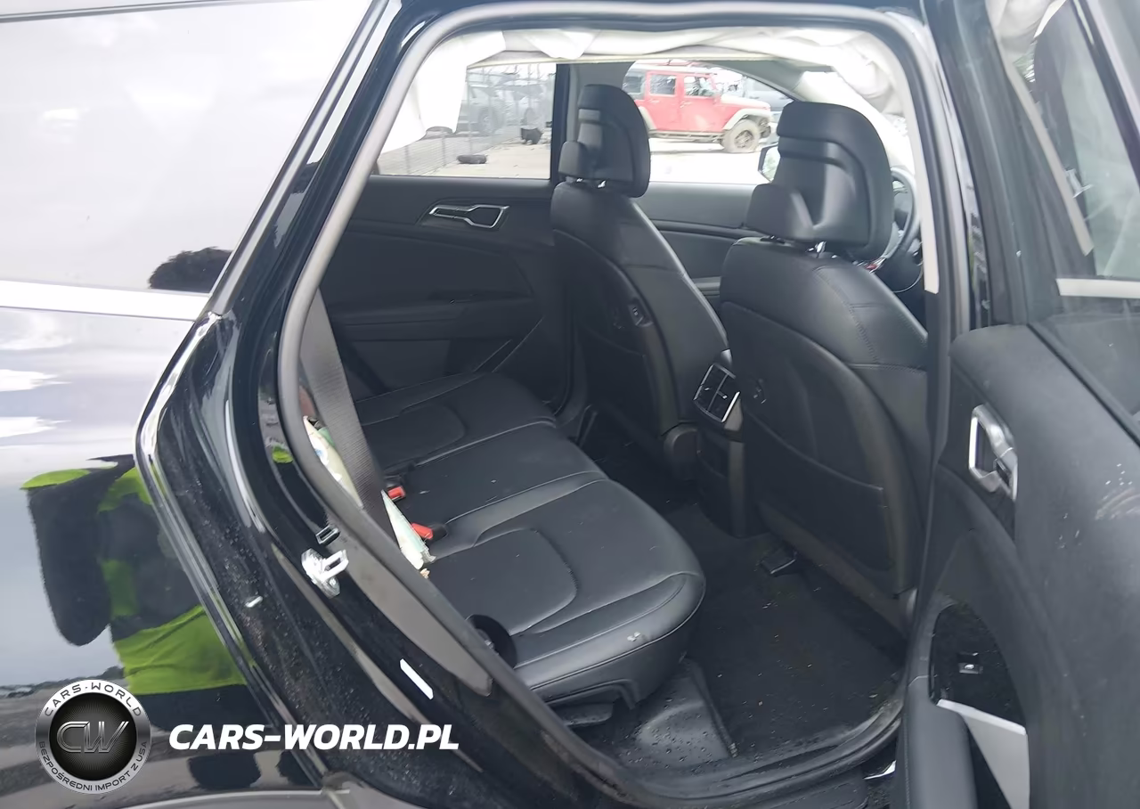2025 Kia Sportage Ex VIN:5XYK33DF2SG297284 - 8