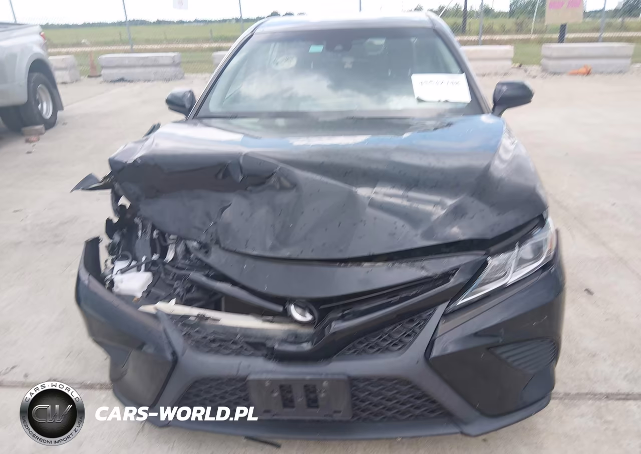2018 Toyota Camry Se VIN:4T1B11HK1JU060053 - 12