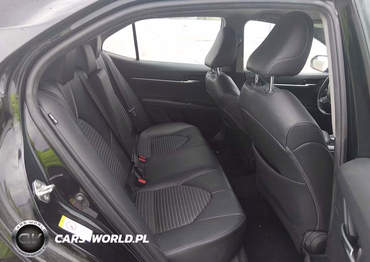 2018 Toyota Camry Se VIN:4T1B11HK1JU060053 - 8
