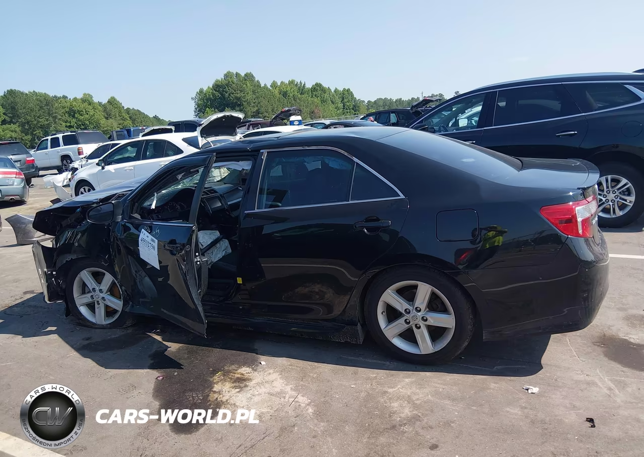 2014 Toyota Camry Se VIN:4T1BF1FK2EU470919 - 13