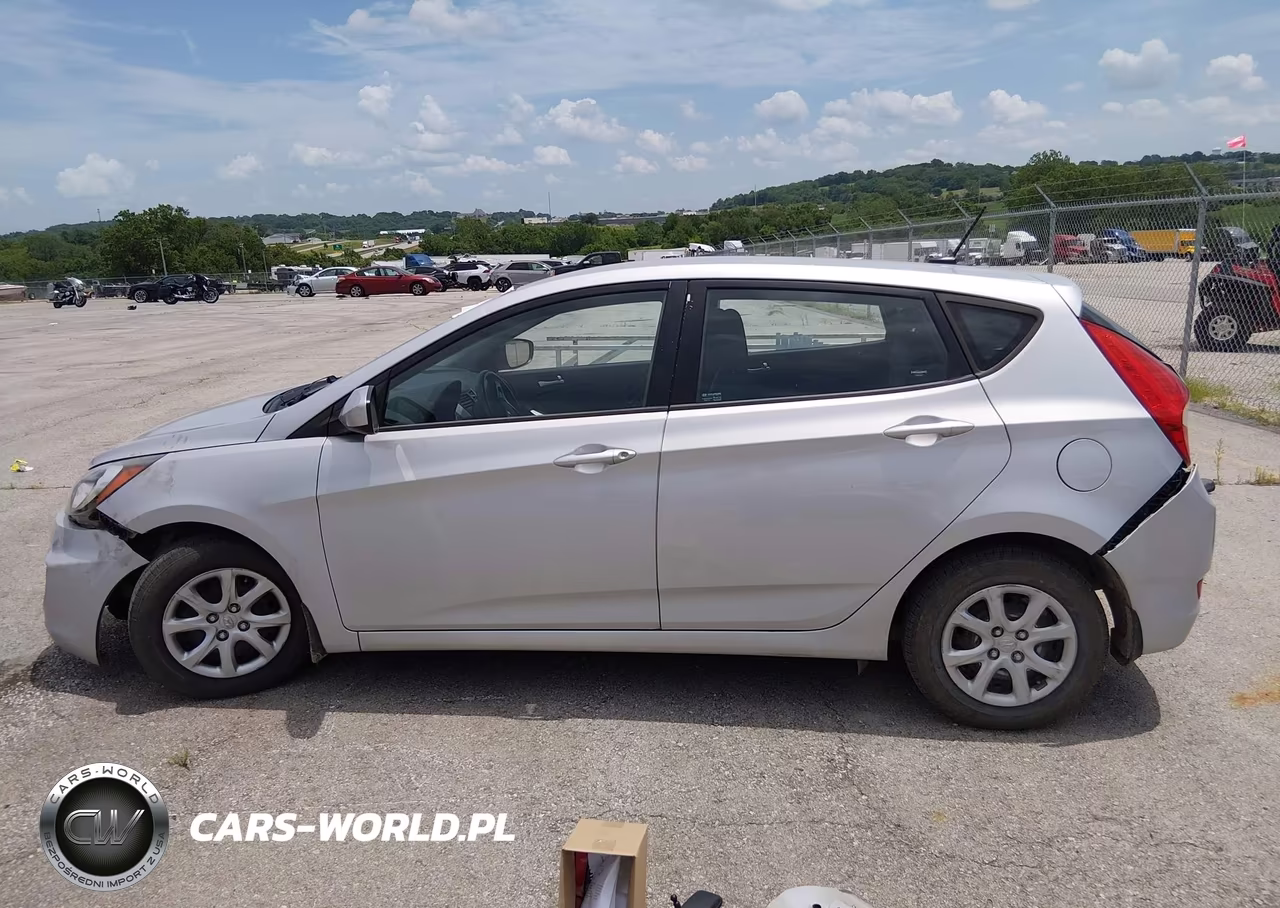 2014 Hyundai Accent Gs VIN:KMHCT5AE2EU195428 - 15