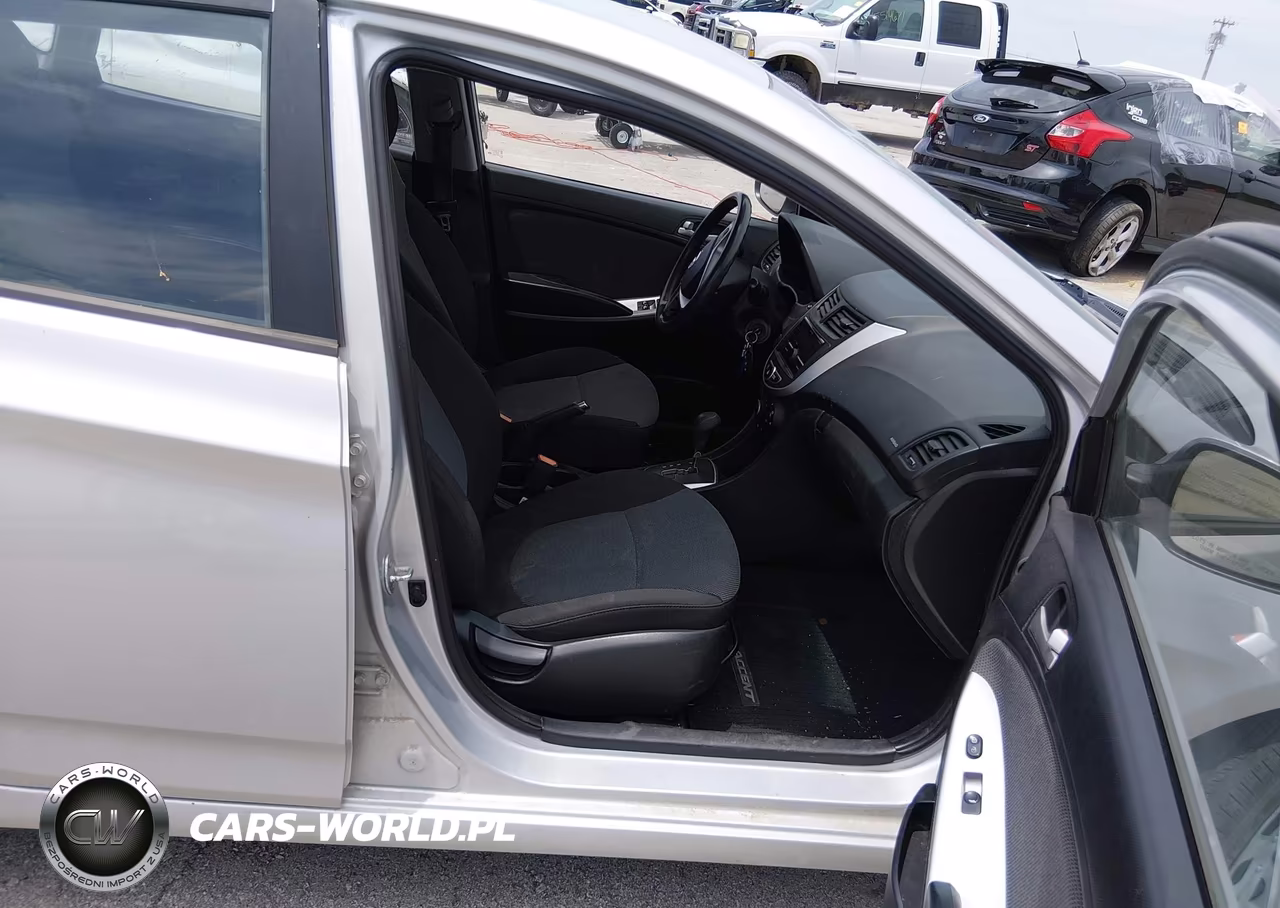 2014 Hyundai Accent Gs VIN:KMHCT5AE2EU195428 - 5
