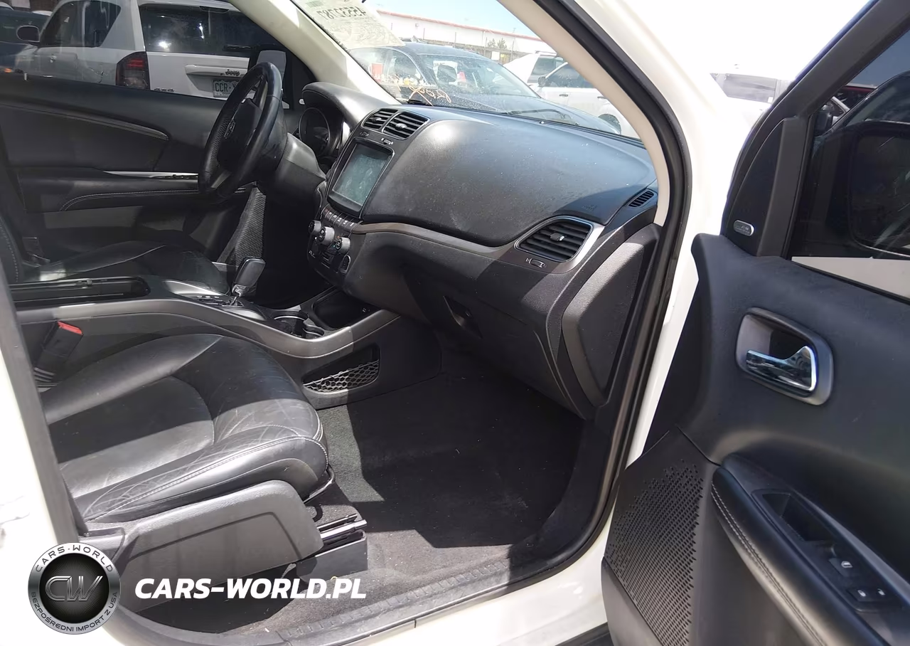2018 Dodge Journey Crossroad Awd VIN:3C4PDDGGXJT477813 - 5