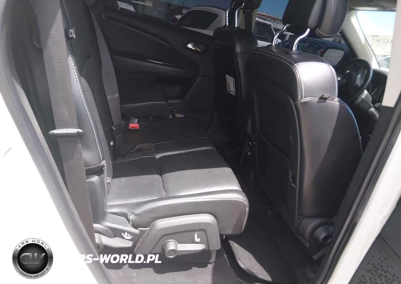 2018 Dodge Journey Crossroad Awd VIN:3C4PDDGGXJT477813 - 8