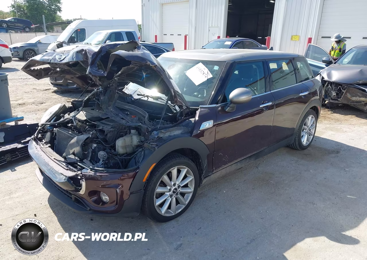 2017 Mini Clubman Cooper S VIN:WMWLU5C5XH2E82739 - 2