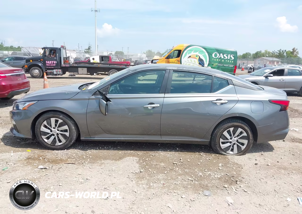 2019 Nissan Altima 2.5 S VIN:1N4BL4BV2KC214379 - 14
