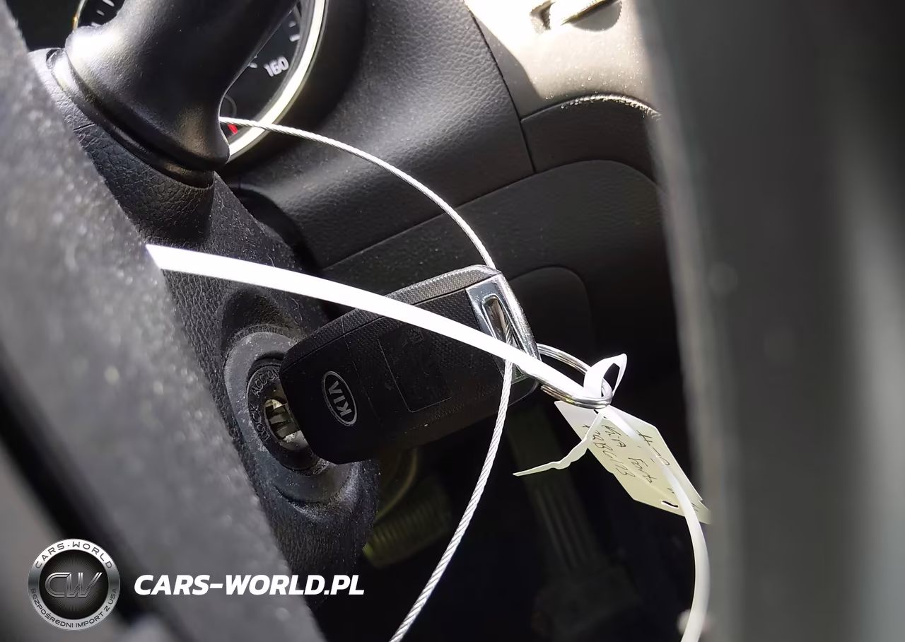 2018 Kia Forte Lx VIN:3KPFK4A75JE229192 - 11
