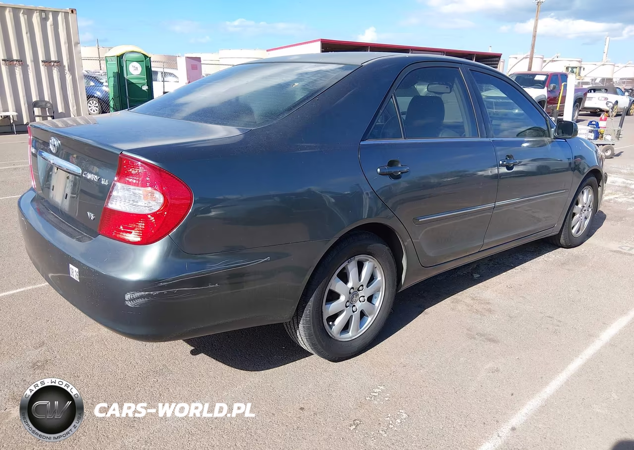 2002 Toyota Camry Le-Se-Xle VIN:JTDBF30KX20003369 - 4
