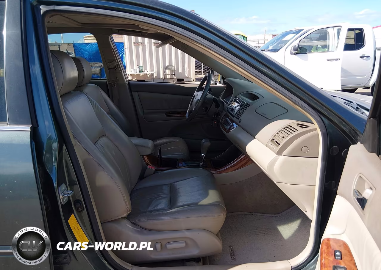 2002 Toyota Camry Le-Se-Xle VIN:JTDBF30KX20003369 - 5