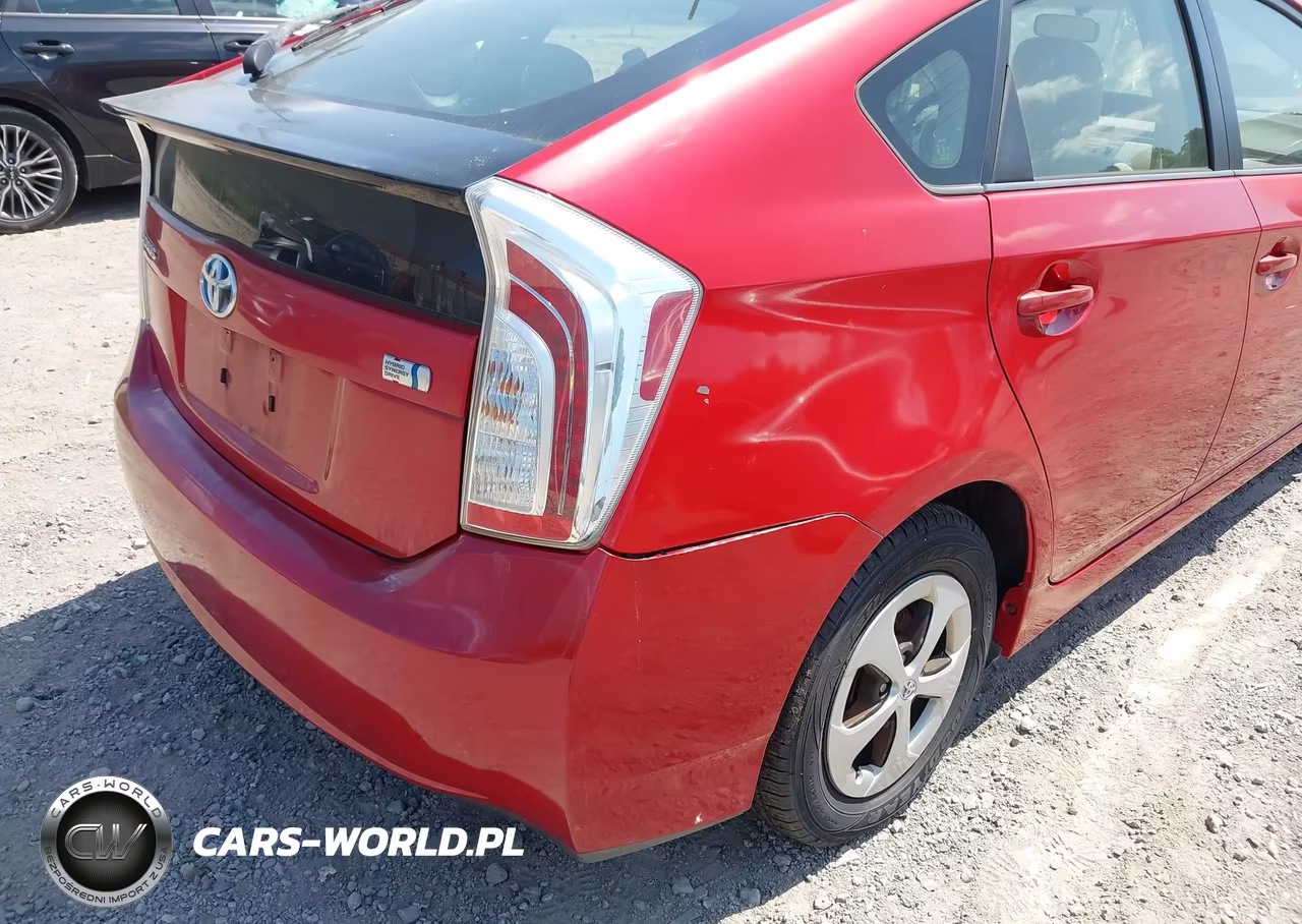 2013 Toyota Prius Two VIN:JTDKN3DUXD5660953 - 12