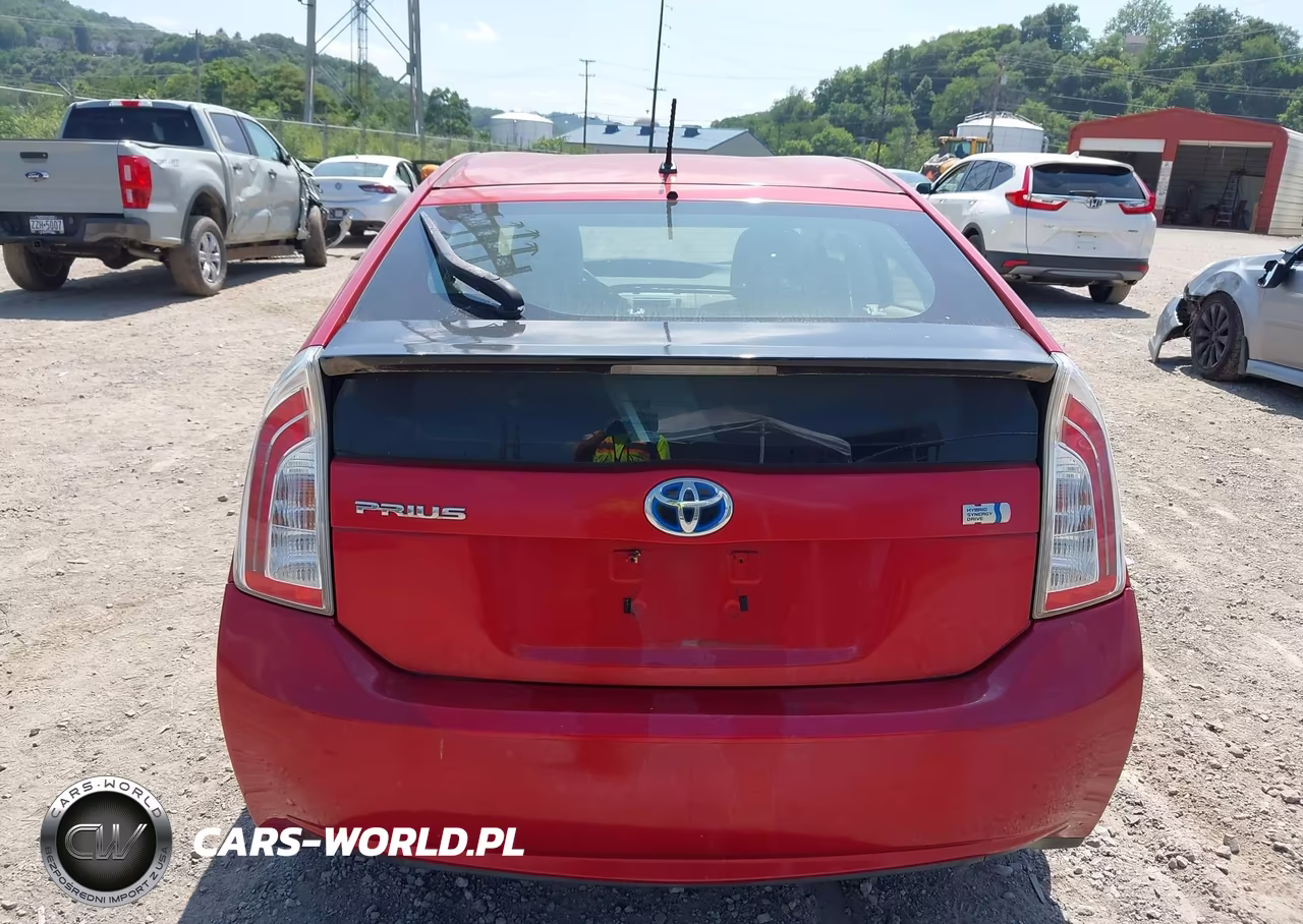 2013 Toyota Prius Two VIN:JTDKN3DUXD5660953 - 17