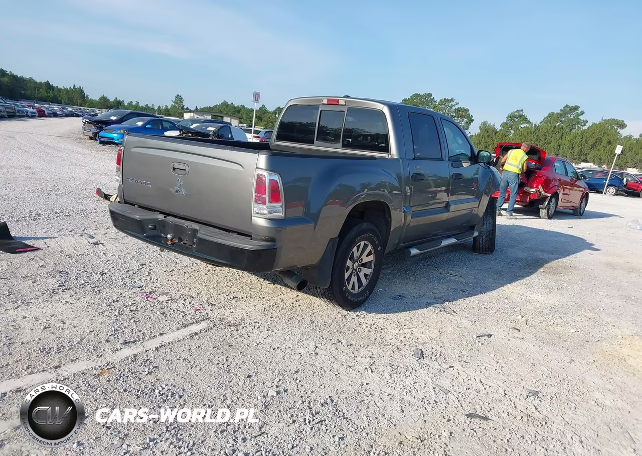 2007 Mitsubishi Raider Ls VIN:1Z7HC28K27S185070 - 4