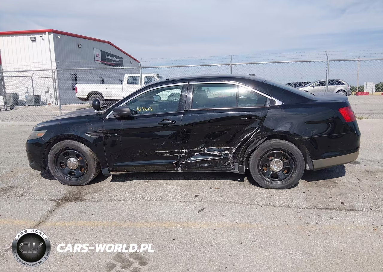 2015 Ford Police Interceptor VIN:1FAHP2MK1FG130526 - 14