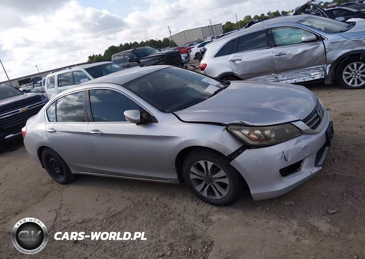 2015 Honda Accord Lx VIN:1HGCR2F37FA176676 - 13