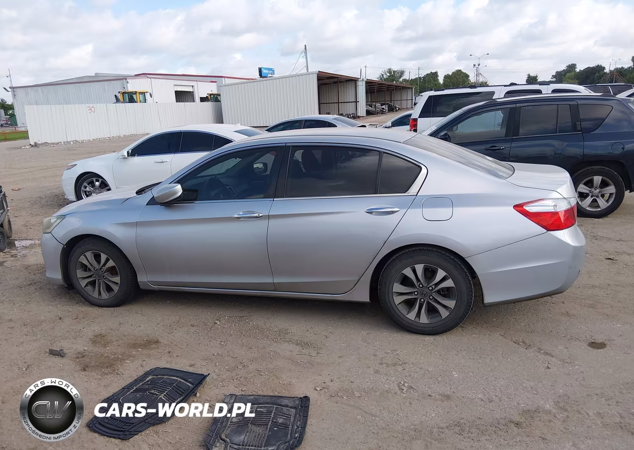 2015 Honda Accord Lx VIN:1HGCR2F37FA176676 - 14