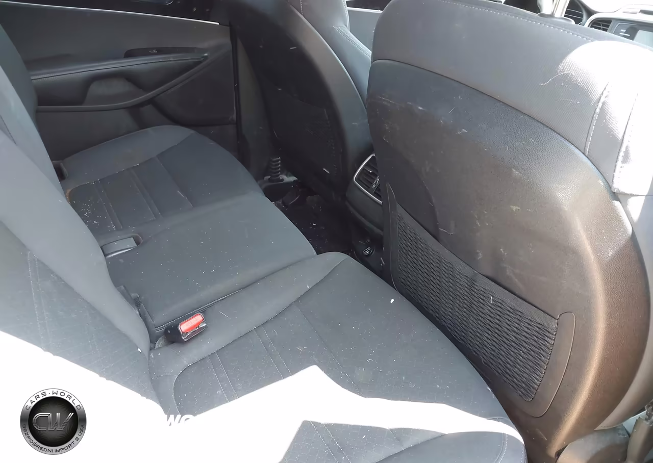 2017 Kia Sorento 3.3L Lx VIN:5XYPG4A59HG200554 - 8
