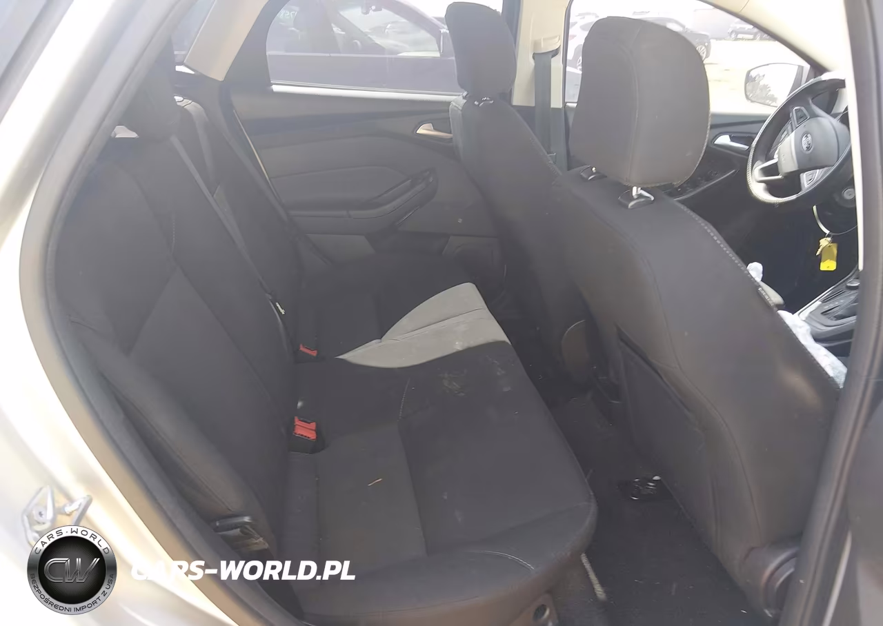 2017 Ford Focus Sel VIN:1FADP3H27HL257970 - 8
