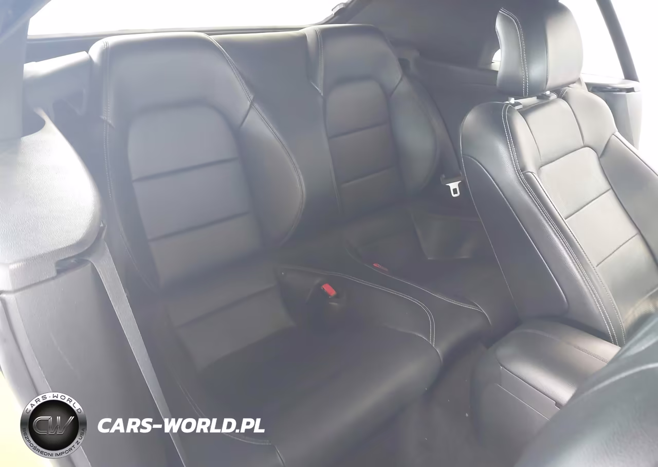 2016 Ford Mustang Ecoboost Premium VIN:1FATP8UH2G5281325 - 8