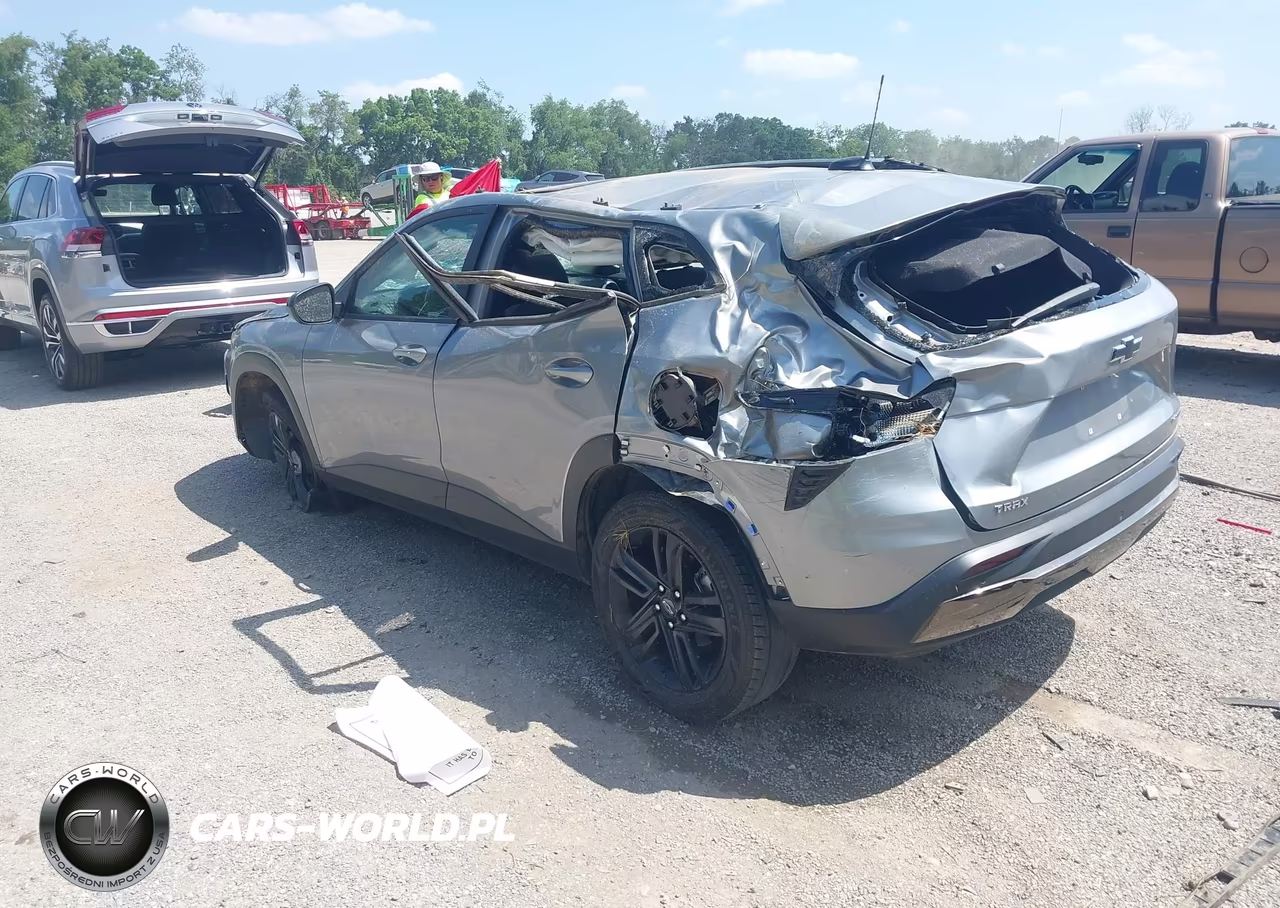 2025 Chevrolet Trax Fwd Activ VIN:KL77LKEP2SC104446 - 3