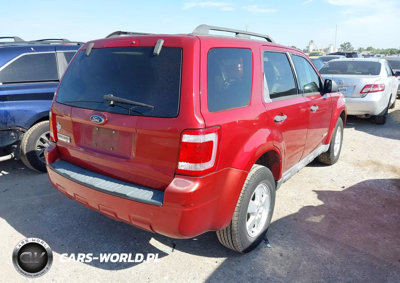 2008 Ford Escape Xlt VIN:1FMCU03Z98KA16611 - 4