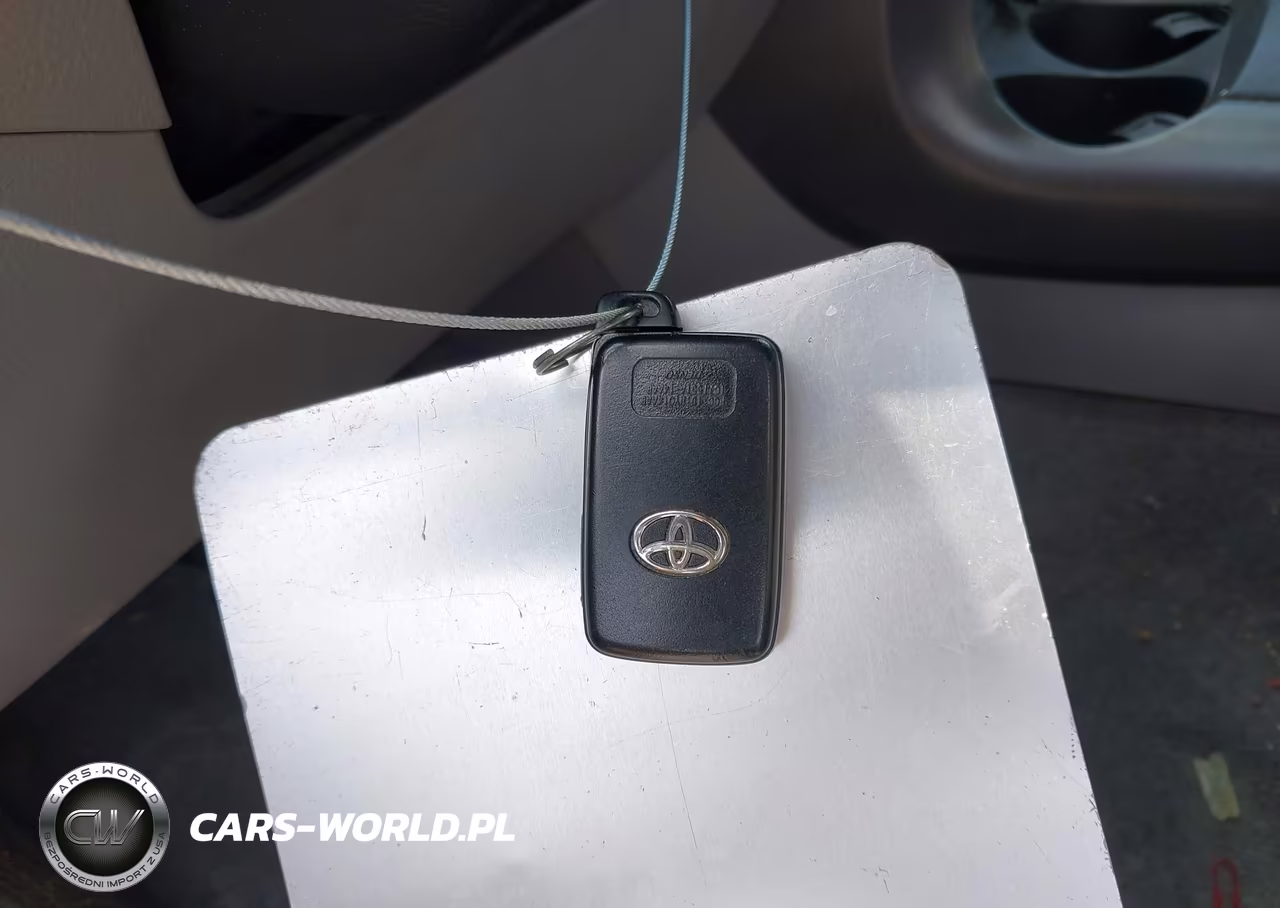 2010 Toyota Rav4 Limited V6 VIN:2T3YK4DV7AW005185 - 11