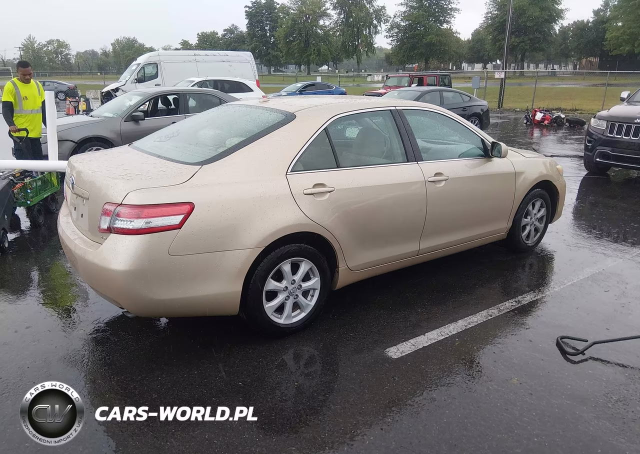 2011 Toyota Camry Le VIN:4T1BF3EK0BU751478 - 4