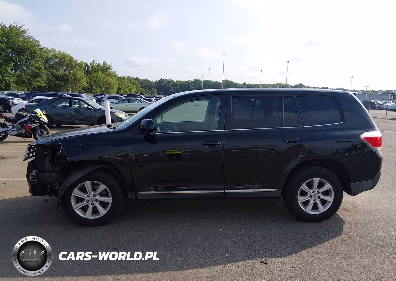 2011 Toyota Highlander Base V6 VIN:5TDBK3EH3BS066982 - 14